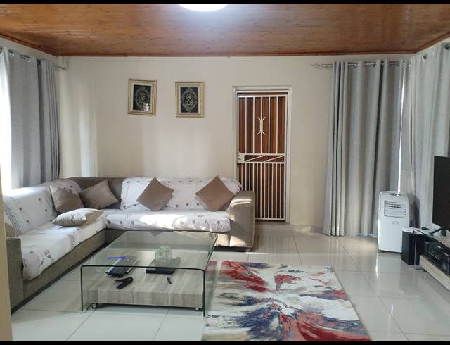 3 BEDROOM HOUSE SOLD IN ROSHNEE